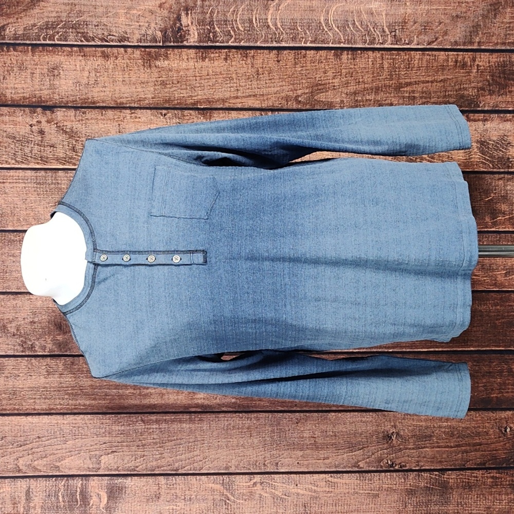 carbon 2 cobalt Mens Blue Chambray Henley With Pocket Like New